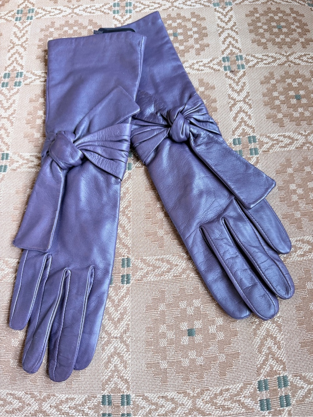 Cole Haan Purple Leather Gloves | Knot Detail | Women’s Dress Gloves